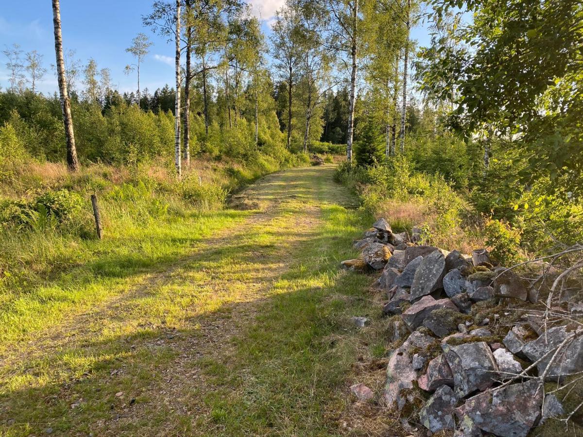 Skog Fegen Naera Ullared Villa Eksteriør billede